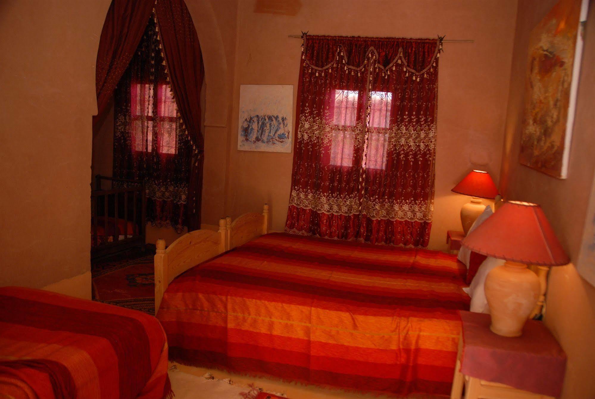 Bed and Breakfast Kasbah Du Peintre Айт-Бен-Хадду Экстерьер фото